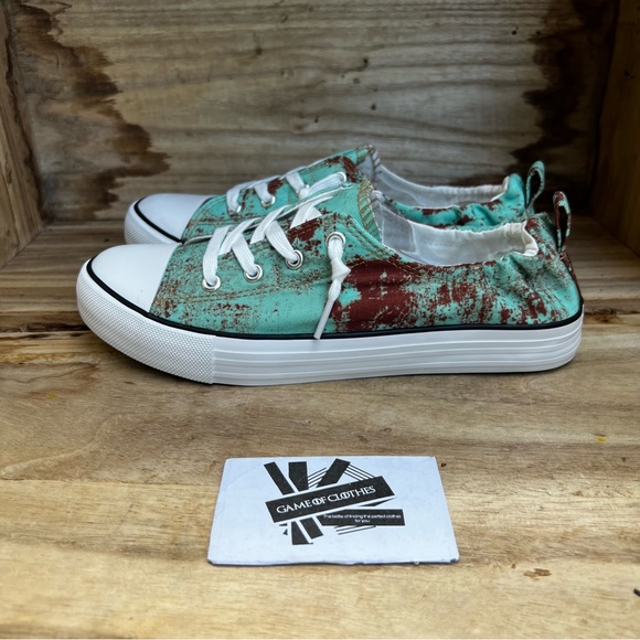 Sneakers - Picture 3 of 4